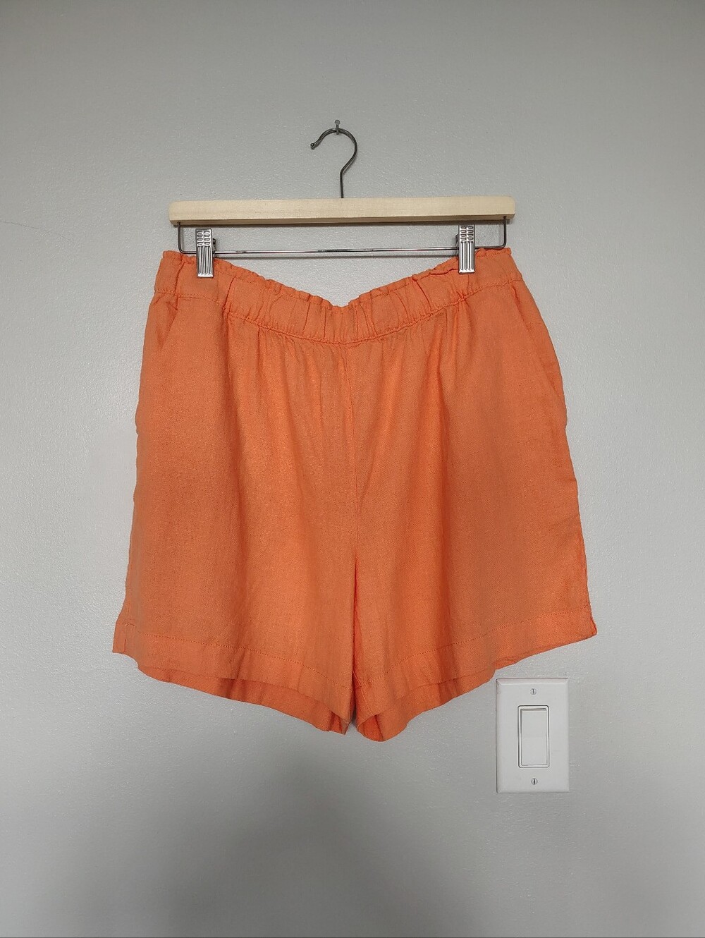 ☀️ SUMMER SALE!! NWOT Linen-Blend Peach Orange Coloured Shorts